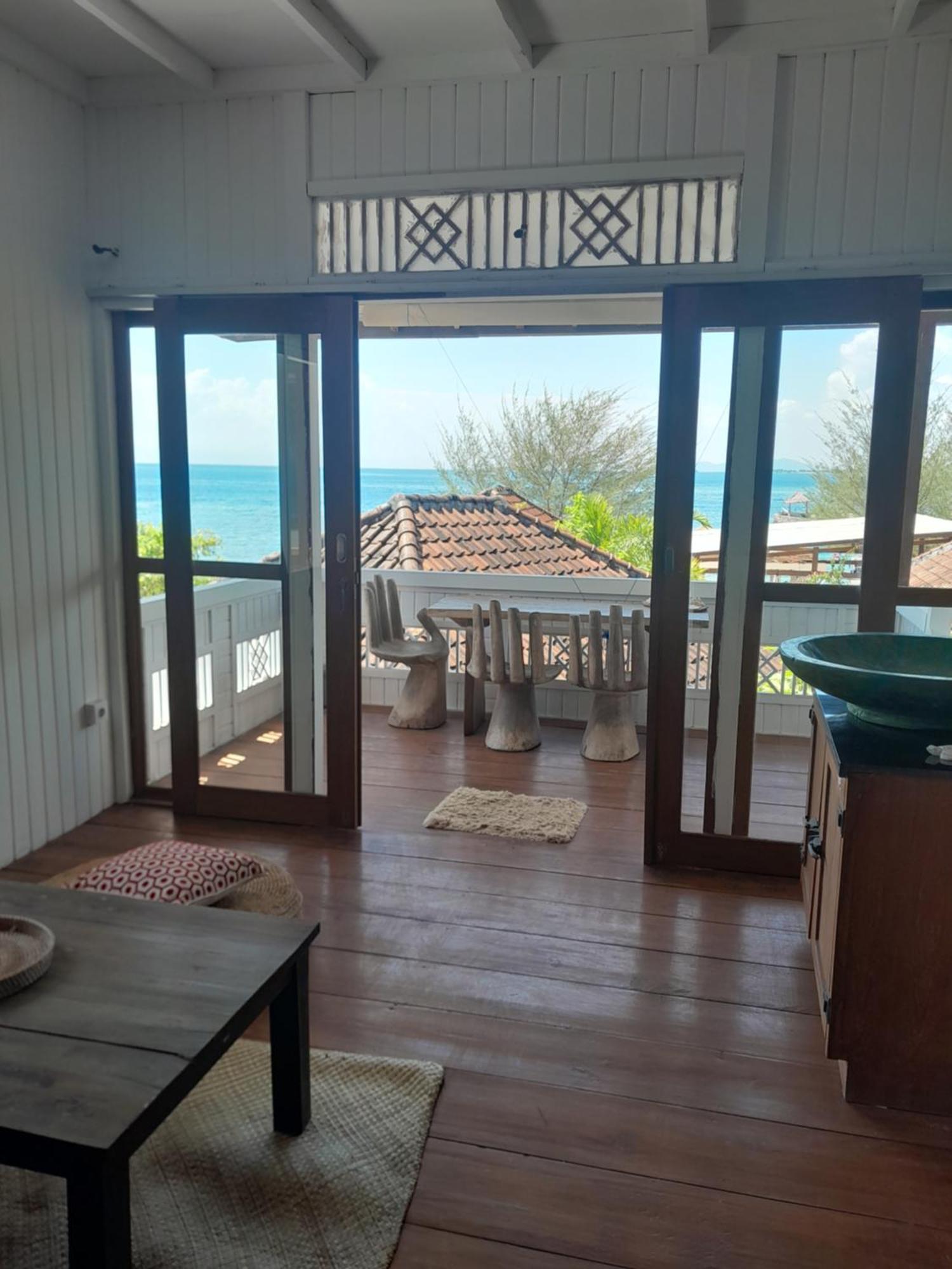 The High Dive Gili Gede By Ultimate Resorts Exterior foto